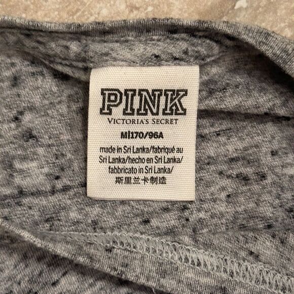PINK short sleeve grey T with sequin logo - size M - Picture 4 of 4